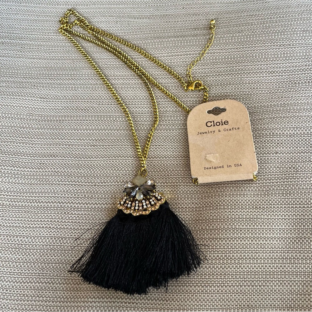 Cloie Tassel Necklace Long Hold Tone Chain Sparkle Gems Statement